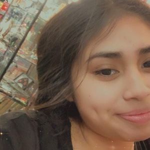 Meet your Posher, Sarai